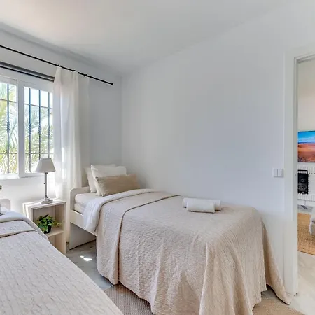 Spacious Penthouse In Naranjos - Up To 6 Guests! Marbella