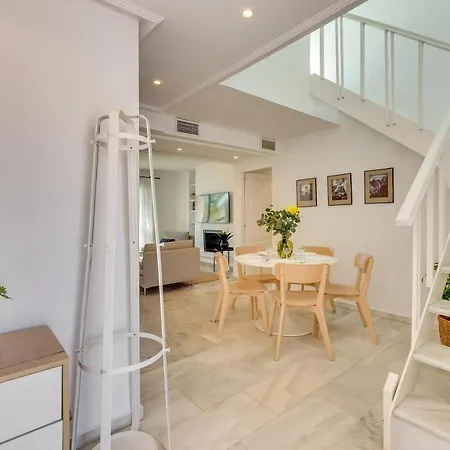 Spacious Penthouse In Naranjos - Up To 6 Guests!